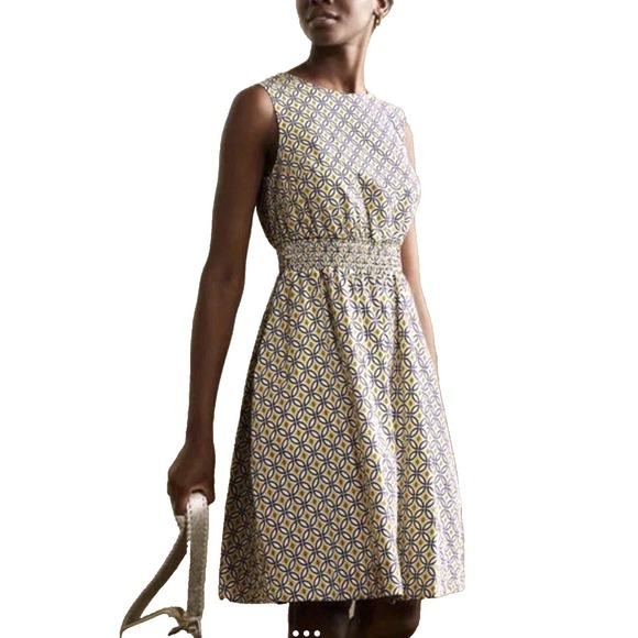 Boden Dresses & Skirts - Boden Womens 14R Smocked‎ Waist Fit Flare Cotton Dress Yellow Navy Trance Preppy